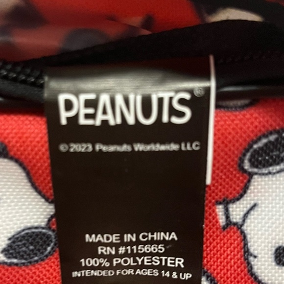 Peanuts Snoopy Mini Backpack - Picture 5 of 6